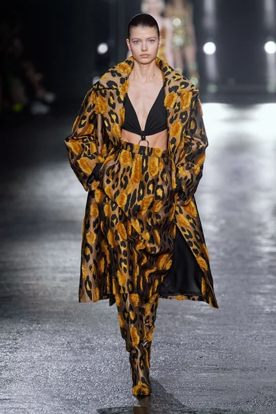 Look 36